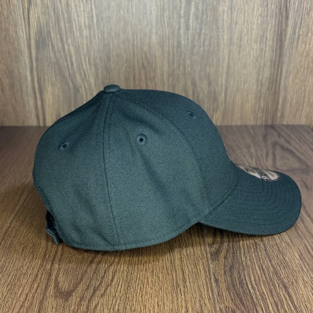🔥🔥🔥New Era Black Braves World Series Cap🔥🔥🔥